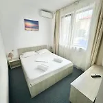 מלון Neptun 3*